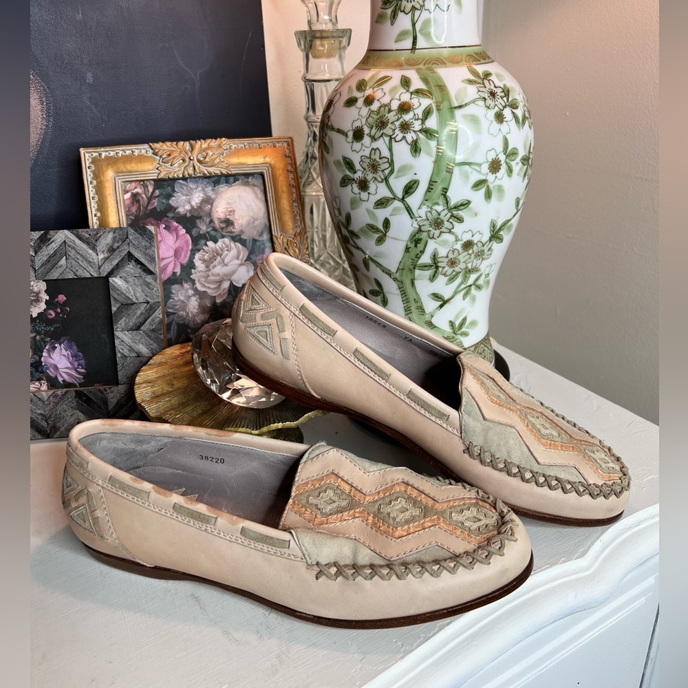 Susan Bennis Warren Edwards Italian Handmade Southwest loafers